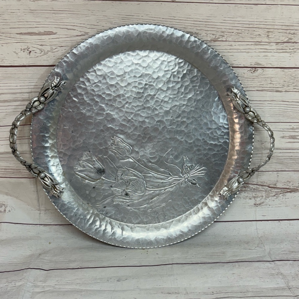Vintage Rodney Kent Tulip Tray Hand Wrought Hammered Aluminum 409 Tarnished